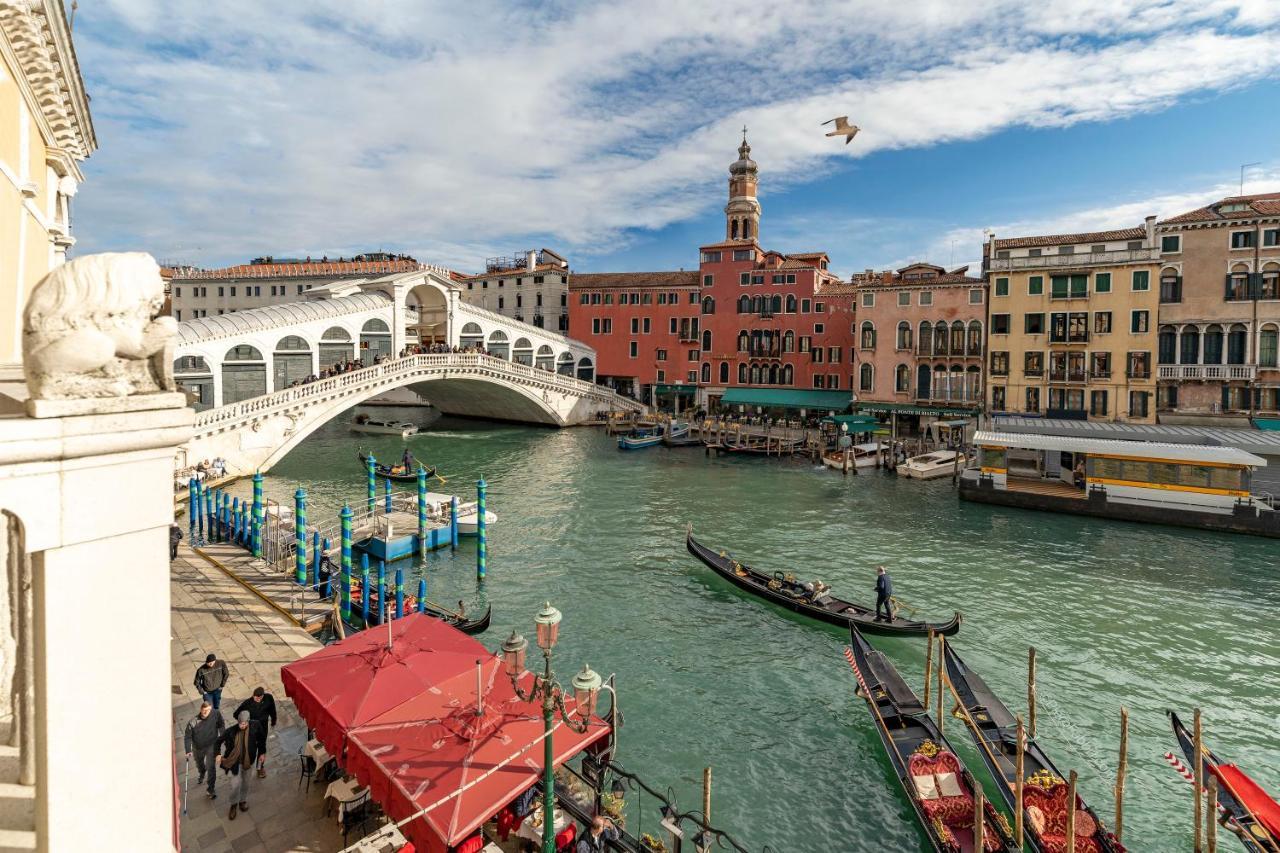 Rialto Grand Canal Venezia Esterno foto
